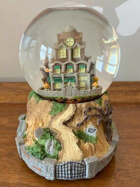Starbucks Coffee Halloween Haunted House Snow Glitter Globe 2003 Lights Up Bats